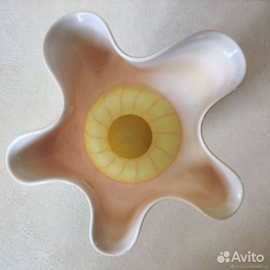 Ваза «Красный май