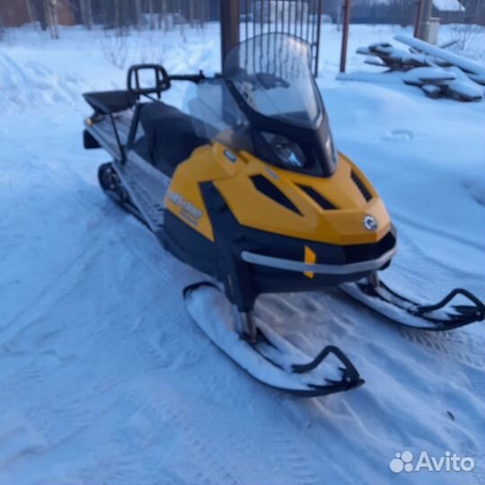 Продам снегоход BRP Ski-Doo Tundra LT550