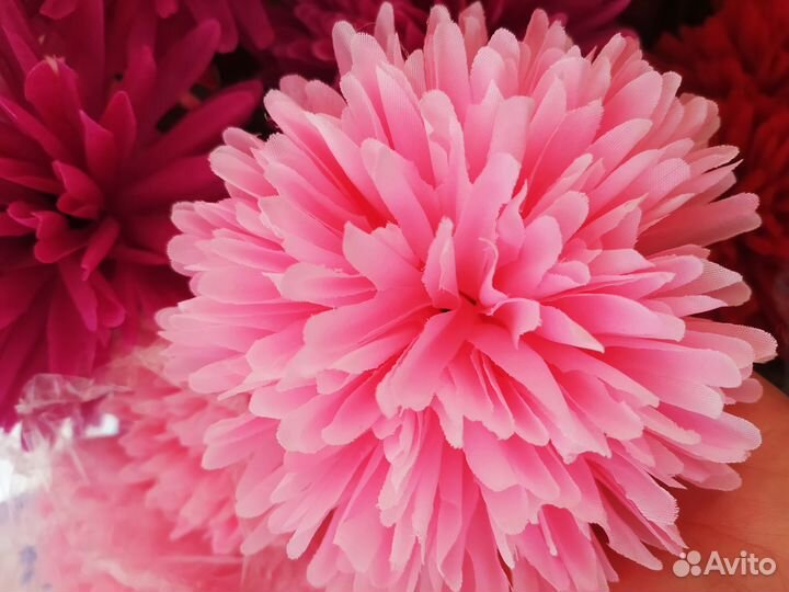 Искусственные цветы на кладбище высота 62см