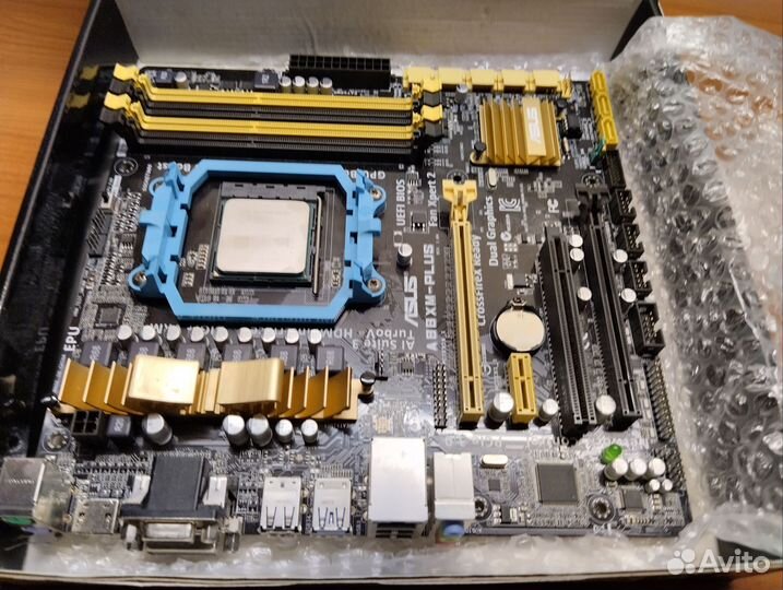 Процессор AMD с материнской платой FM2b