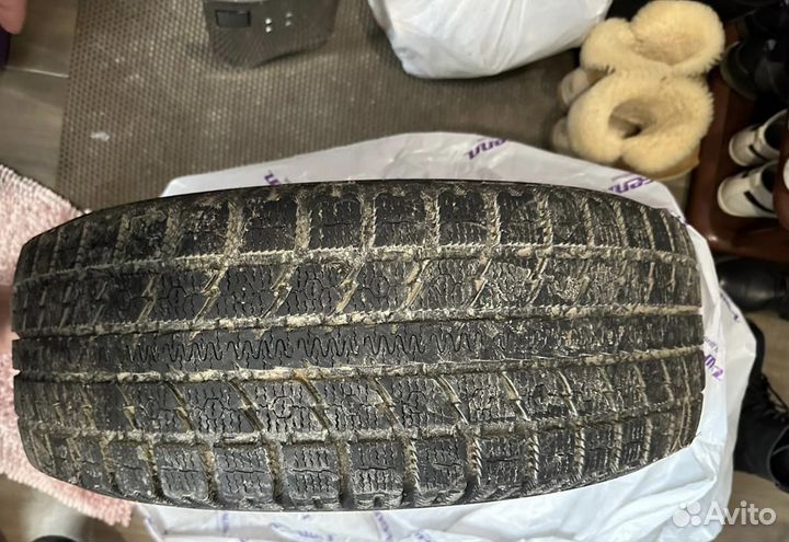 Toyo Observe GSi-5 225/65 R16