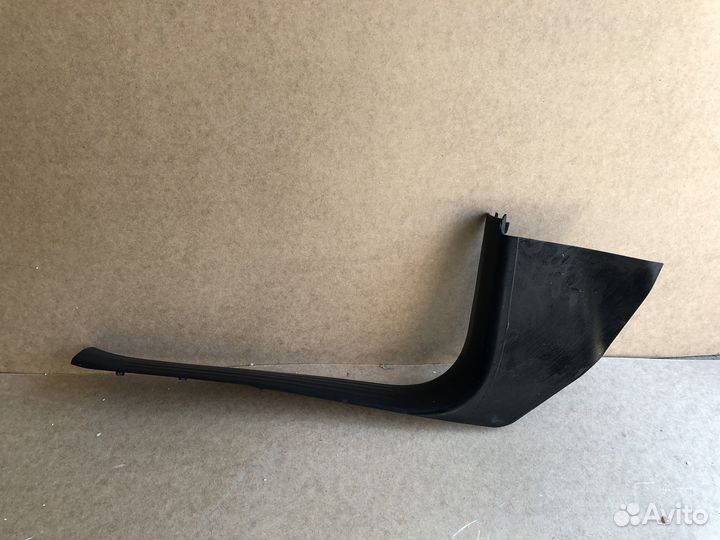 Накладка порога правая V167 GLE 167