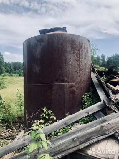 Железные бочки (10 кубов и 3.5 куба)