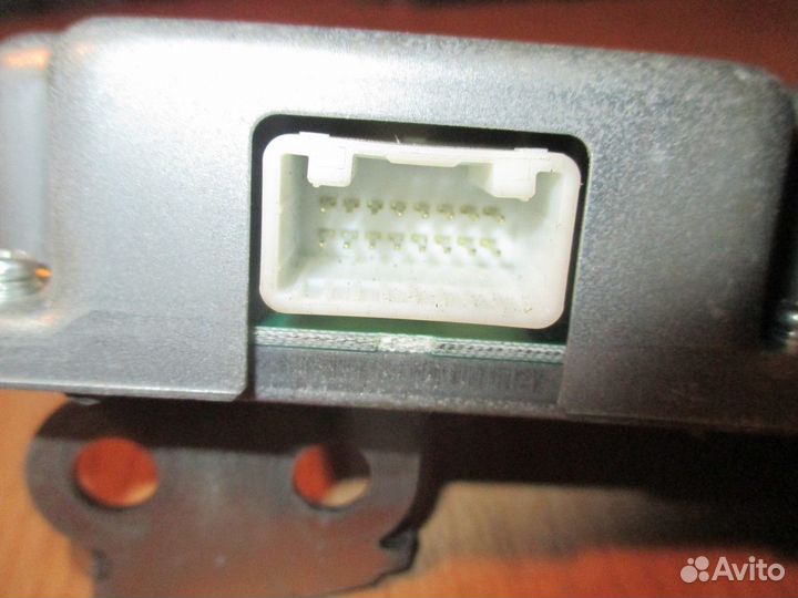 Блок управления подачей крутящего момента