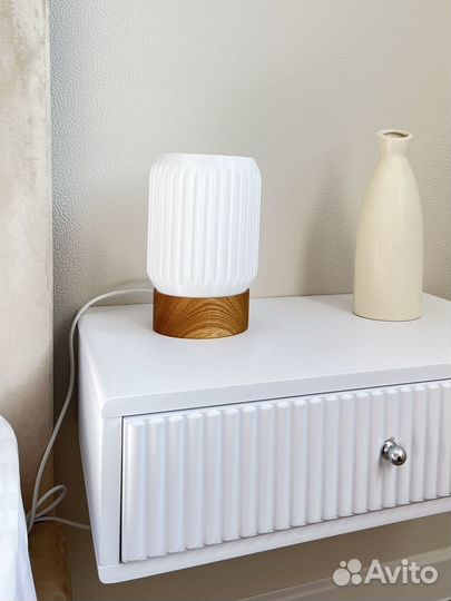 Светильник настольный