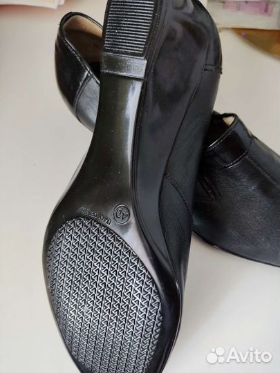 Туфли женские новые