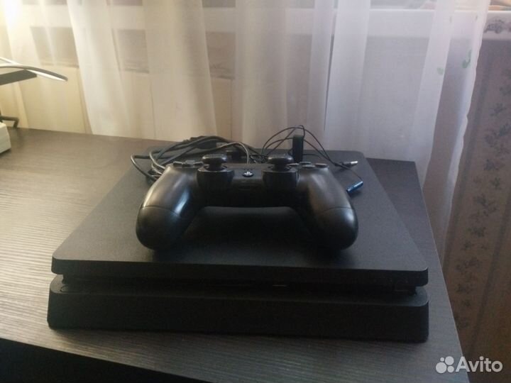 Sony PS4 slim 1tb
