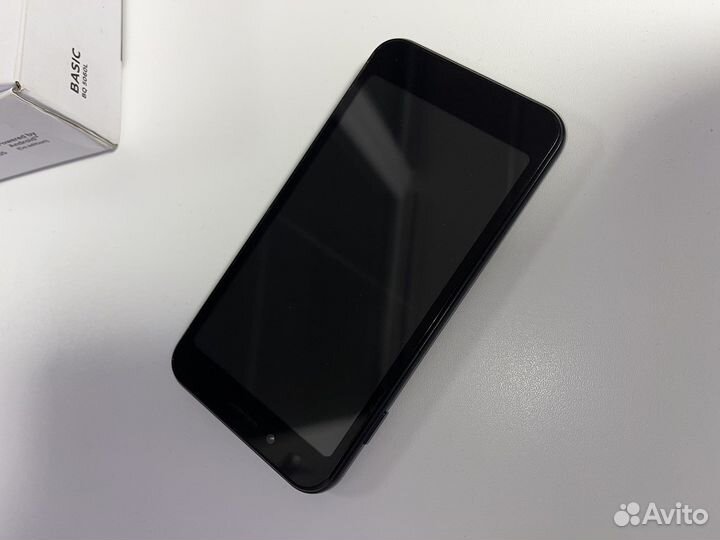 BQ 5060L Basic, 8 ГБ