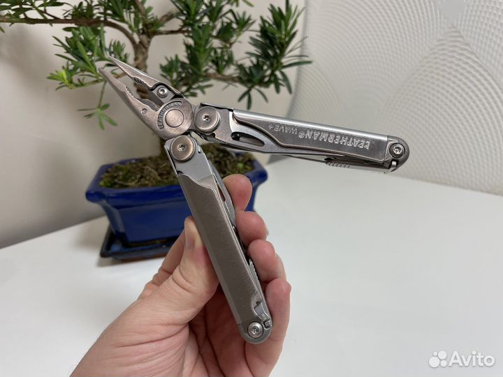 Мультитул Leatherman Wave Plus