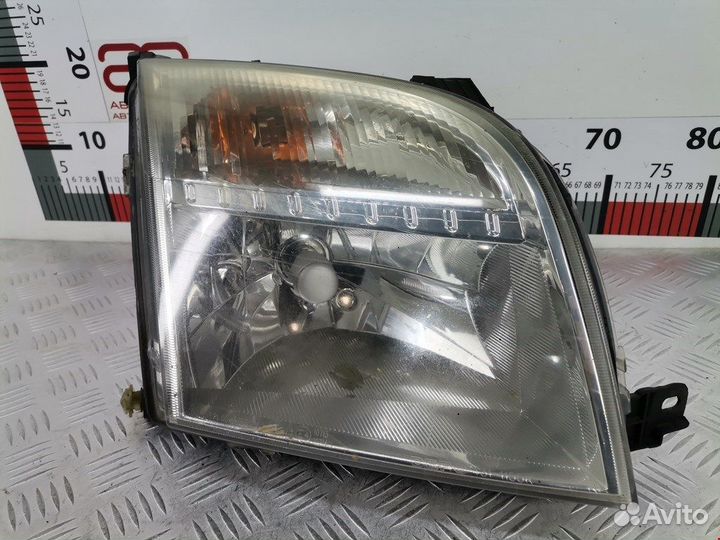 Фара передняя для Ford Fusion 1526782