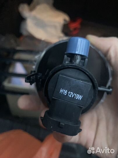 Туманная фара на LADA Vesta