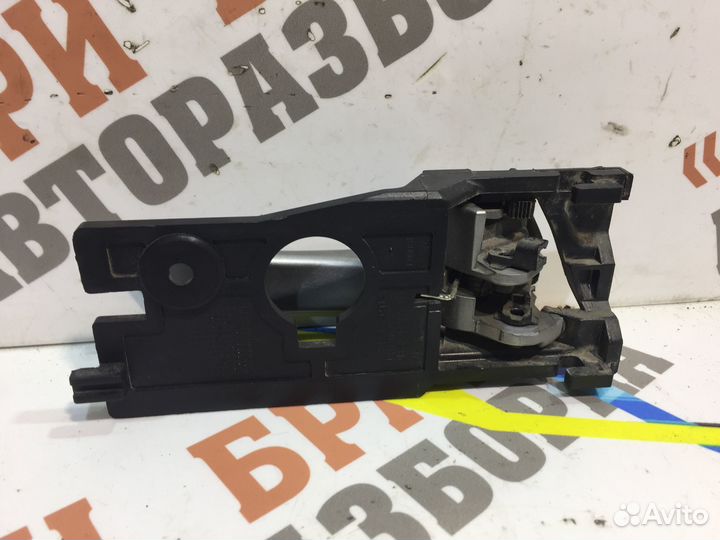 Хендай Солярис Ручка внутренняя задней двери Лев