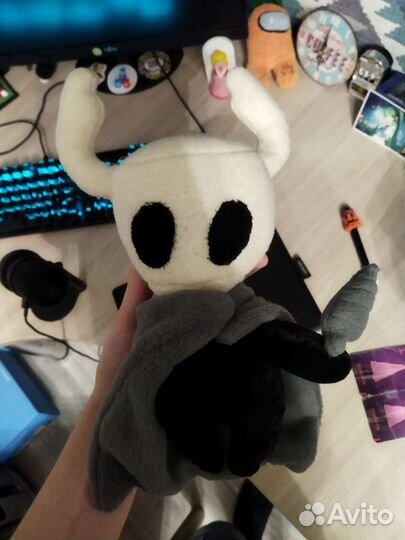 Рыцарь из игры hollow knight (холлоу найт)
