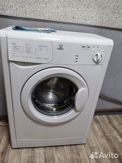 Стиральная машина indesit