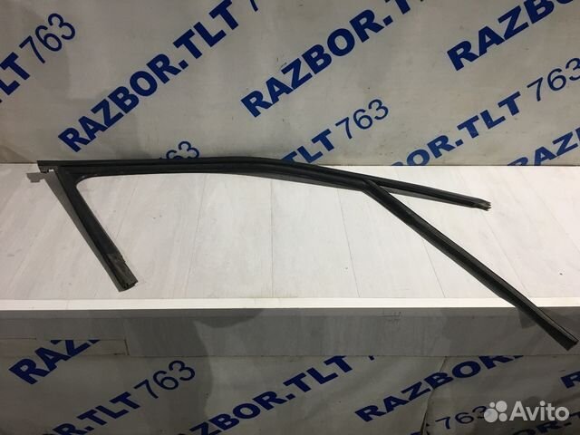 Уплотнитель рамки стекла audi A4 b8