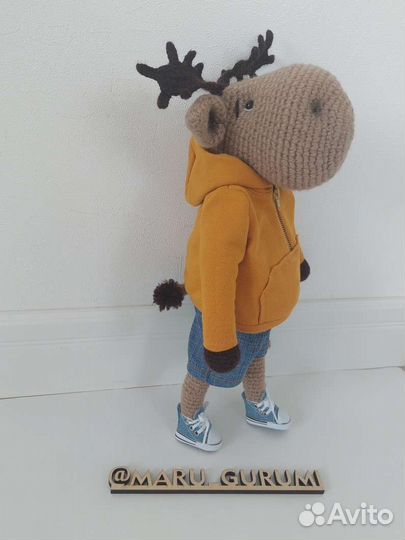 Лось вязаный. Ручная работа