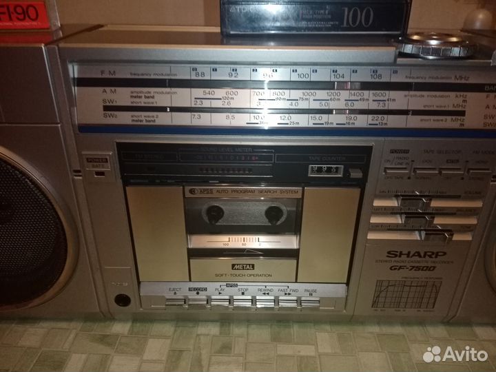 Магнитола Sharp GF 7500 1984 гв