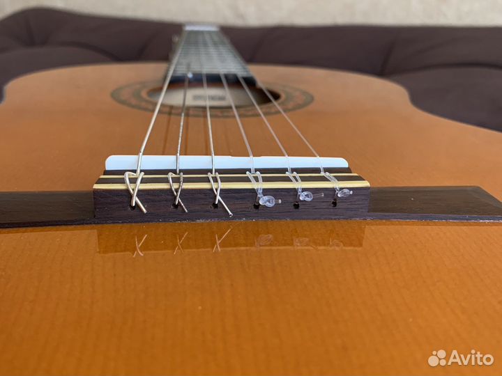 Гитара Yamaha c40