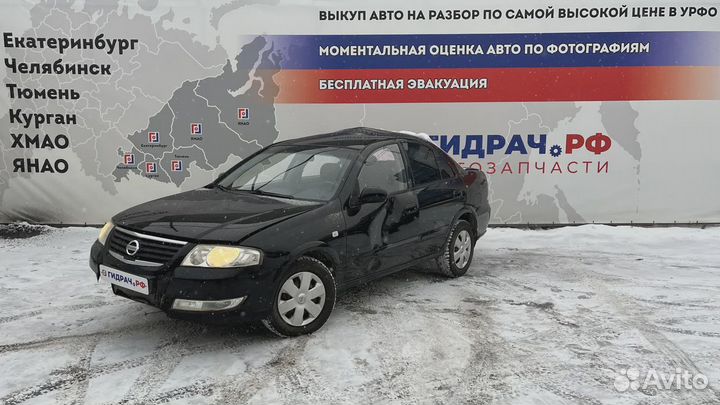 Стекло двери передней правой Nissan Almera Classic (B10) 80300-95F0A