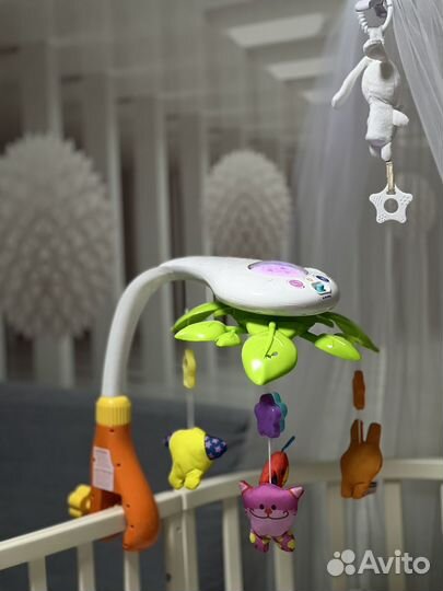 Мобиль с проектором