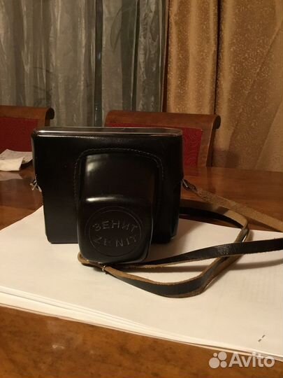 Пленочный фотоаппарат зенит