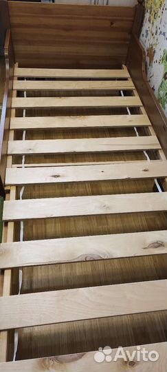 Раздвижная кровать IKEA Лексвик