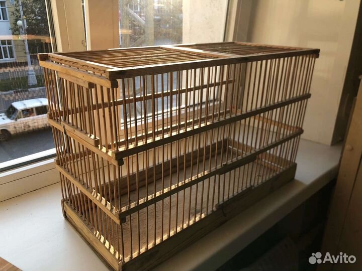 Клетка для птиц из дерева