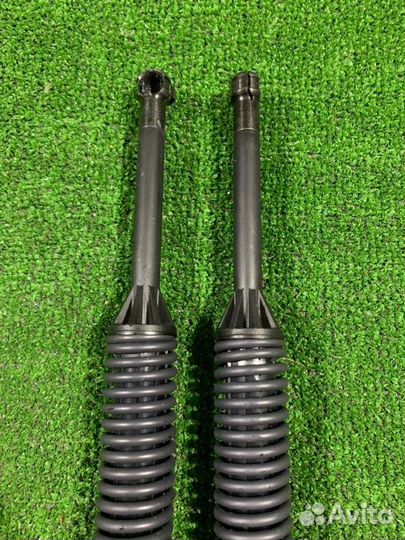 Амортизаторы крышки багажника Bmw 5 F10 N52B30AF