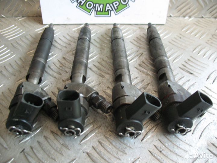 Форсунка дизельная Mercedes Benz Vito W638 2.2 CDI