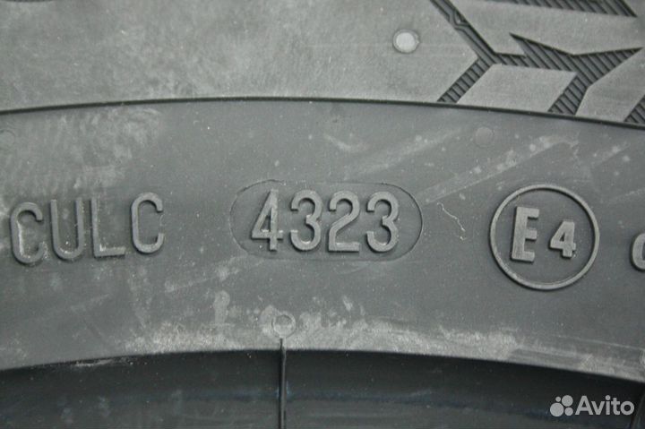 Continental IceContact 2 215/65 R16 102T