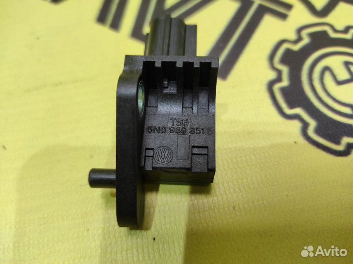 Датчик Airbag задний правый Volkswagen Tiguan 5NZ