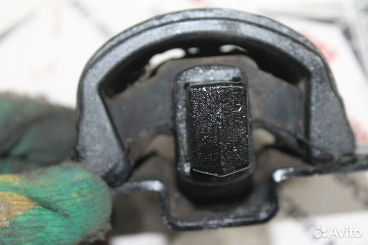 Подушка АКПП W202 W210 Mercedes