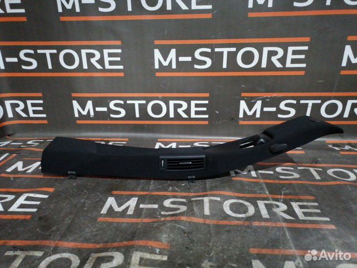 Обшивка стойки правая Mercedes-Benz S-Class W221