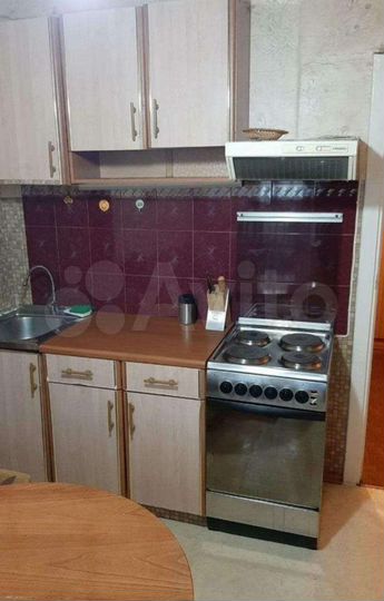 2-к. квартира, 52 м², 4/9 эт.