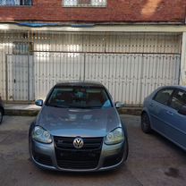 Volkswagen Golf 1.4 AMT, 2008, 284 000 км, с пробегом, цена 800 000 руб.