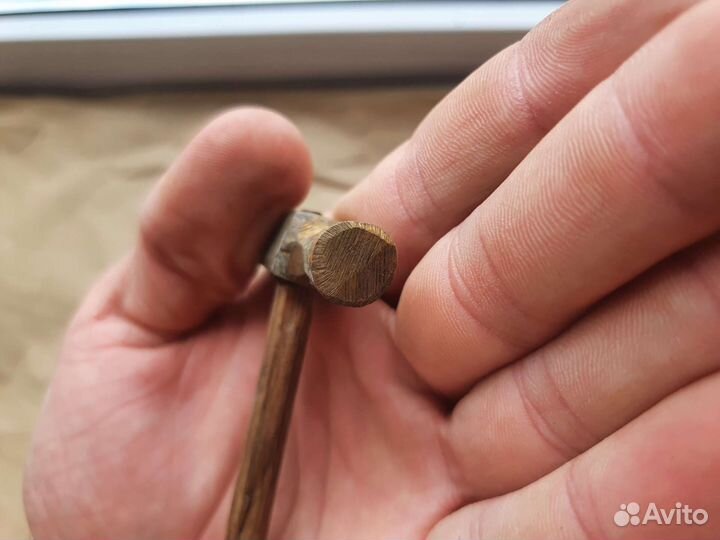 Ювелирный бронзовый молоточек