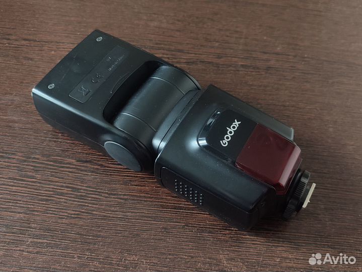 Вспышка Godox TT520II