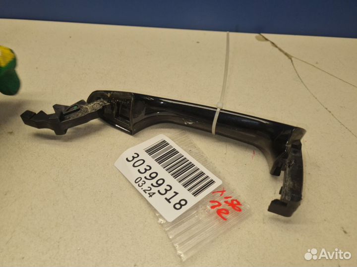 Ручка двери наружная правая Mercedes GLA-klasse X156 2013-2020