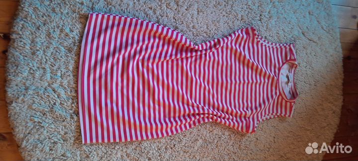 Платье летнее. 48-50 размер. Удобное, яркое