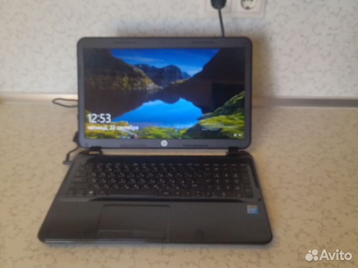 18 дюймовый ноутбук, стоят все программы