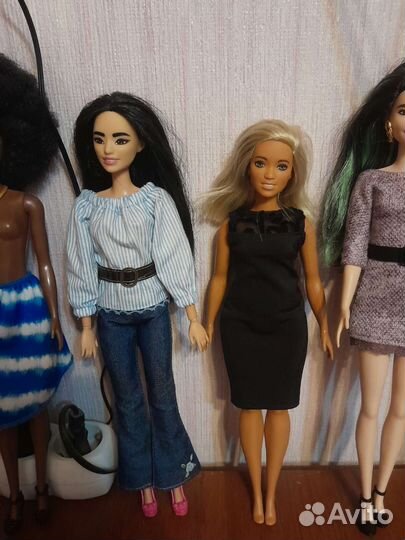 Барби разные