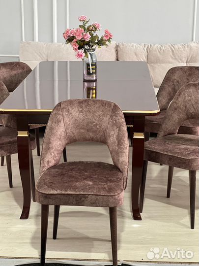 Стол и Стулья
