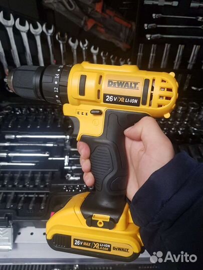 Шуруповерт dewalt