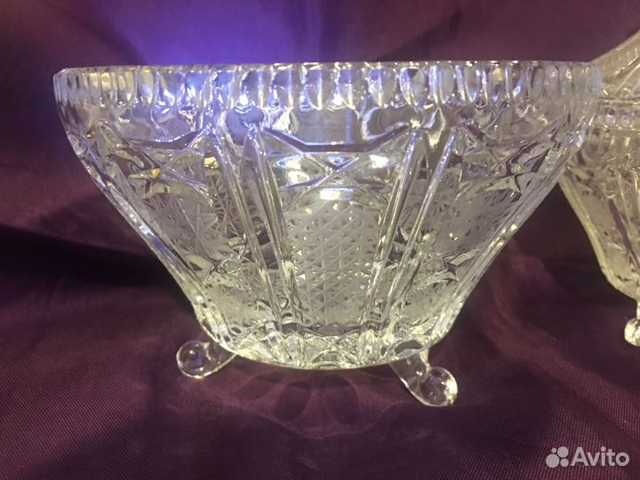 Конфетницы хрустальные на ножках