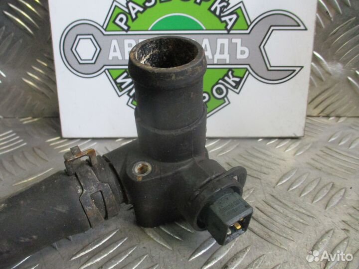 Патрубок охлаждения Volkswagen Passat B5 1.9 AFN