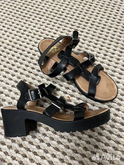 Сандалии натуральная кожа р40