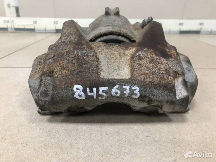 Суппорт передний левый Renault Duster 2012