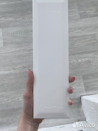 Плитка кабанчик белая