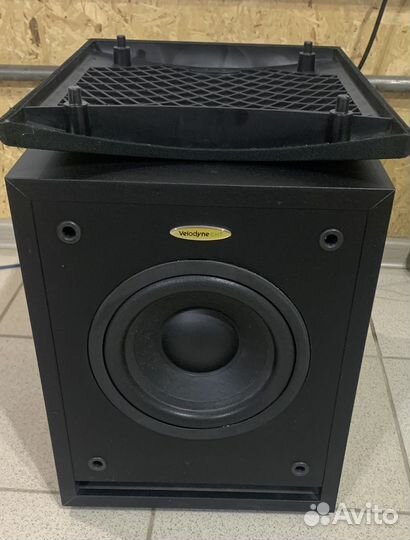 Сабвуфер Velodyne CT8