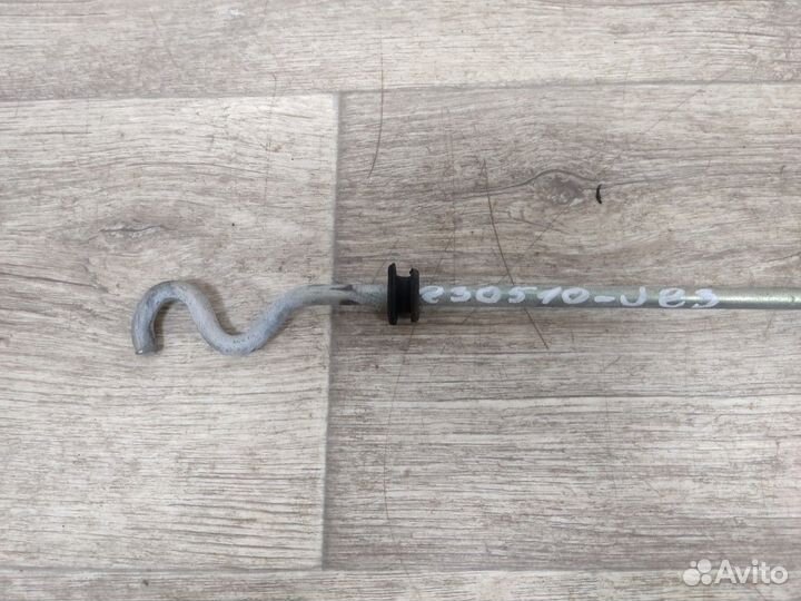 Держатель (упор) капота 2115